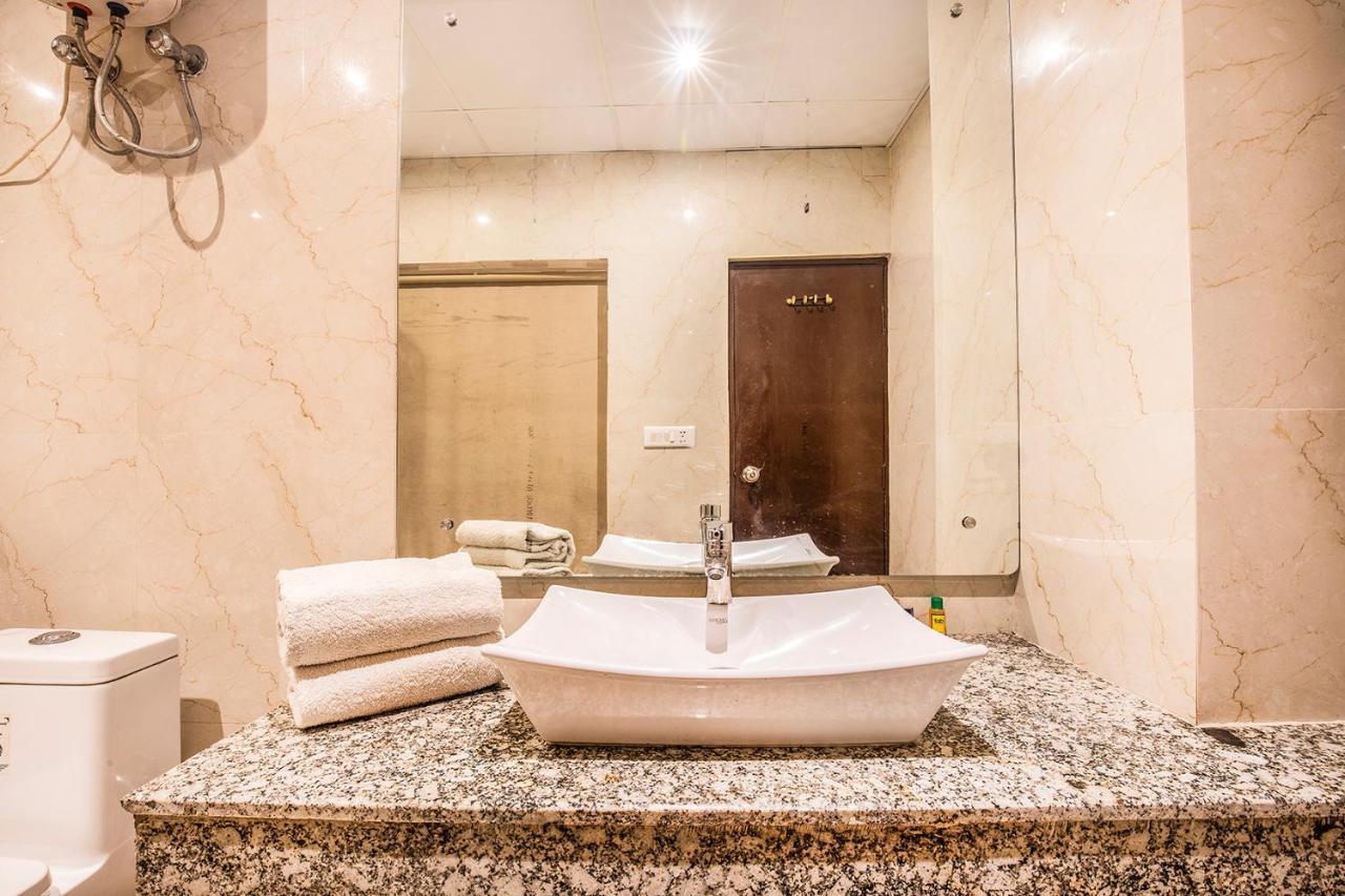 Fabhotel Shoba Estate Delhi Airport Nowe Delhi Zewnętrze zdjęcie